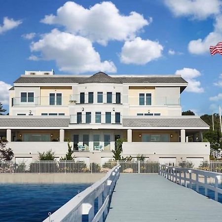 Fathoms Hotel & Marina Port Washington 外观 照片