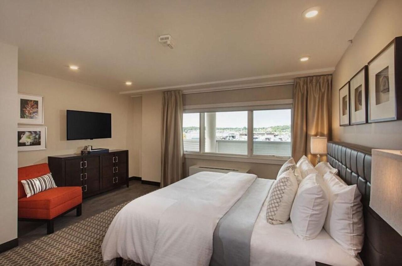 Fathoms Hotel & Marina Port Washington 外观 照片
