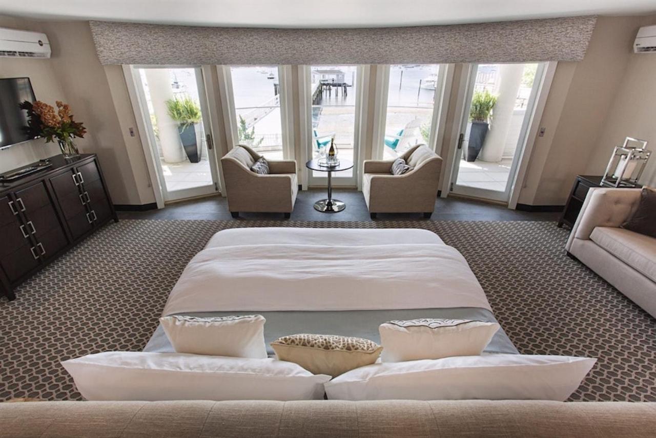 Fathoms Hotel & Marina Port Washington 外观 照片
